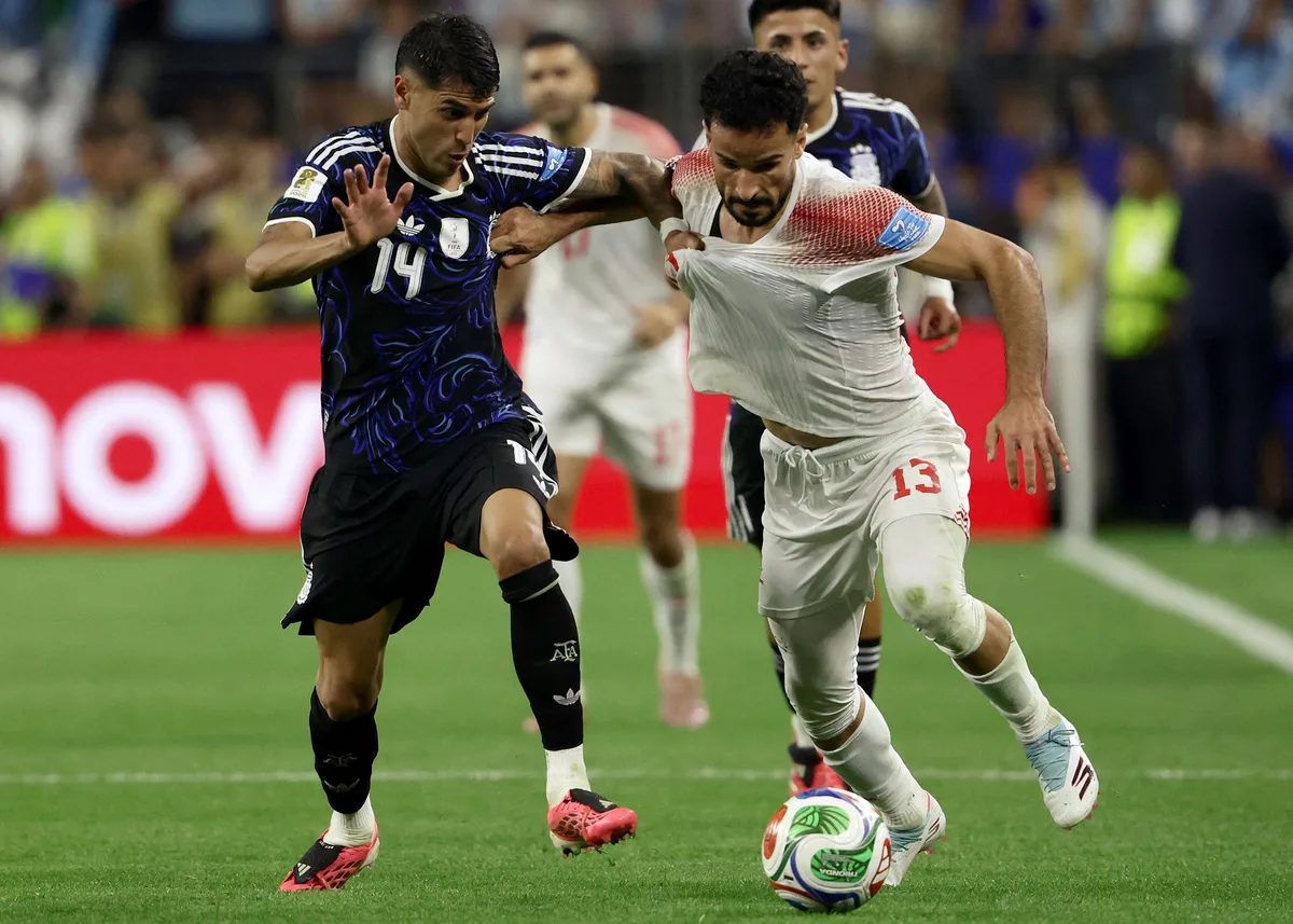 River gana euros con el pase de Palacios a Ipswich y Dibu Martínez todavía no sabe dónde va a atajar