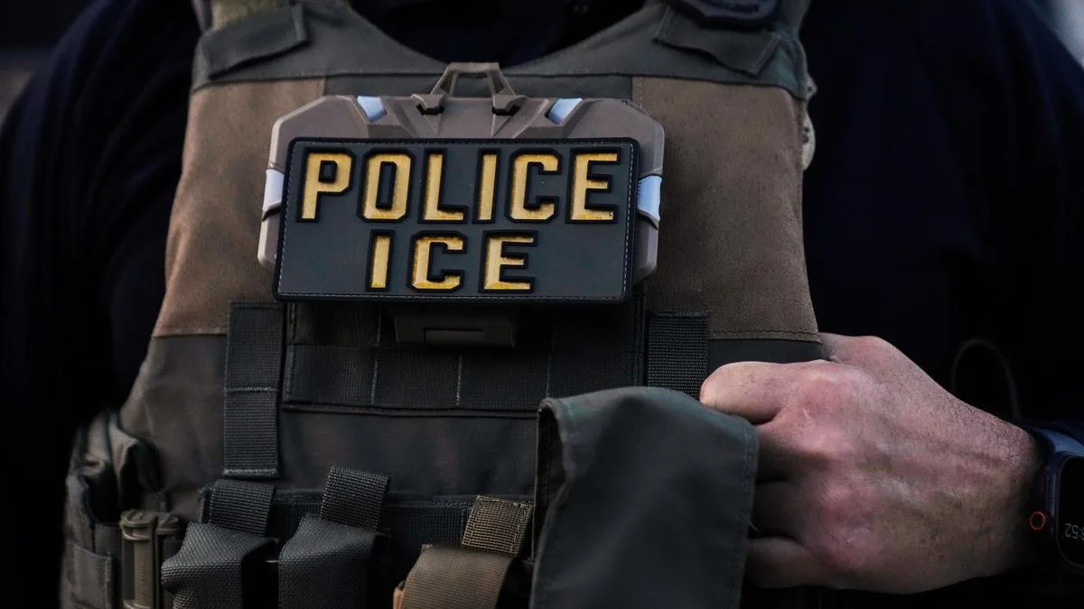 Quiet channel between ICE and Iran shaped deportation flights, newly released emails show