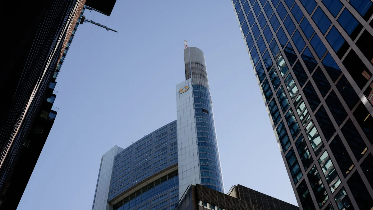 Aufsicht gibt „Okay“: Unicredit rechnet mit Kontrolle über Commerzbank bis Jahresende