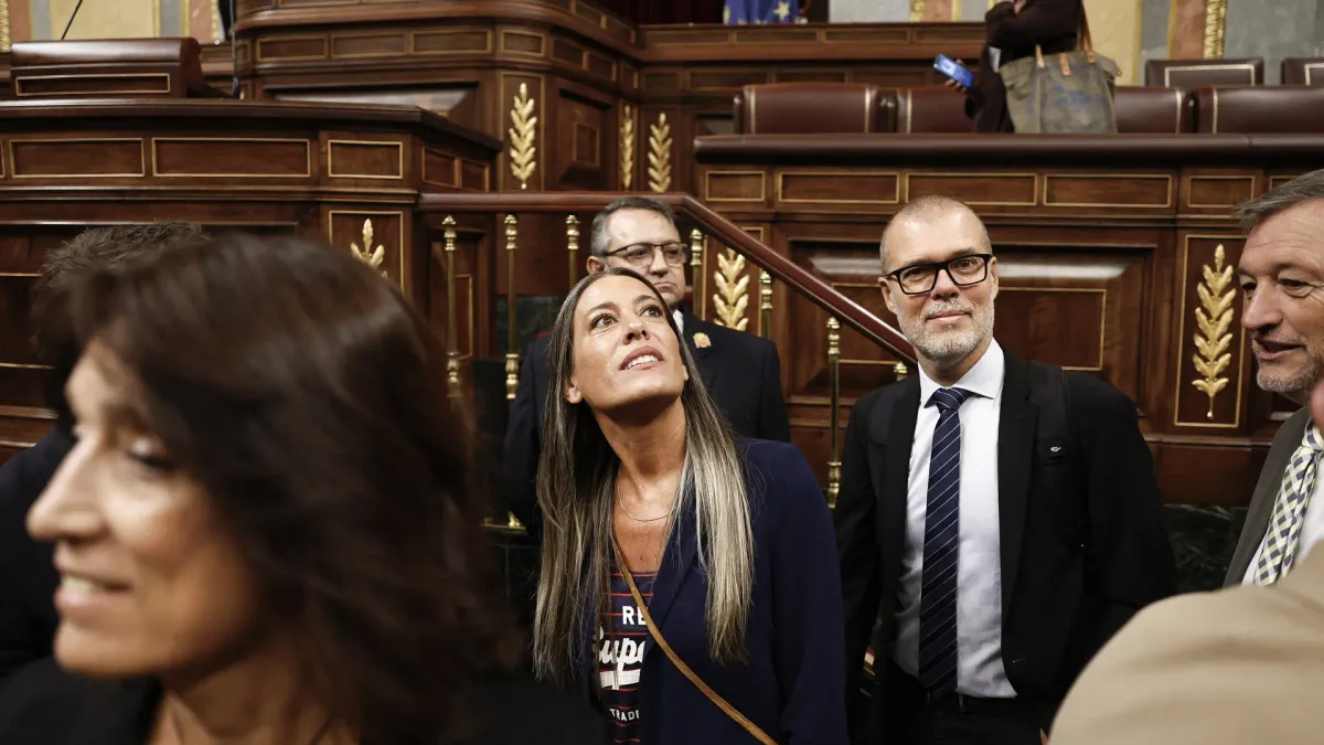Nogueras se proletariza y Albares es el inspector Clouseau