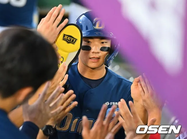 '역대 5호' 20홈런-20도루 유격수 기대해도 되나? 홈런 4방만 남았다 "욕심이 나긴 하는데…"