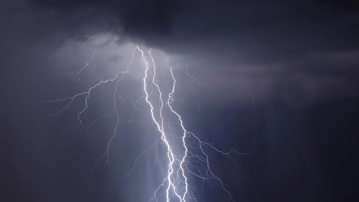 16 départements en vigilance orange aux orages dans le sud du pays, une « activité électrique intense » attendue