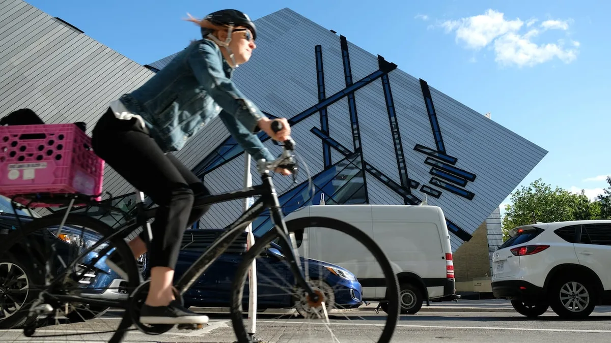Ford government to begin ripping out, reconfiguring Toronto bike lanes after appeal court ruling