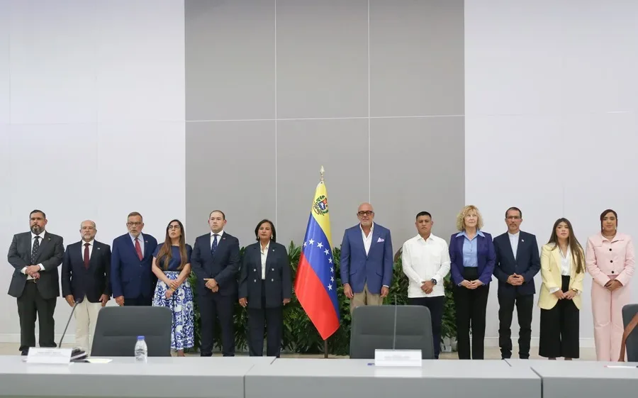 Chavismo y oposición reanudan este jueves el segundo ciclo de negociaciones