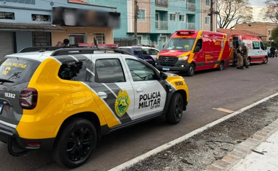 Mulher com medida protetiva é baleada no rosto pelo ex-marido dentro de salão no Santa Quitéria