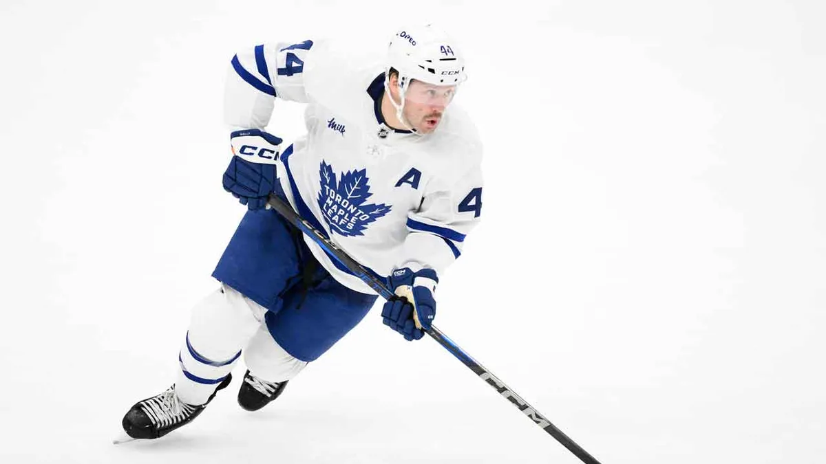 Rielly expects to remain with Maple Leafs despite off-season trade uncertainty