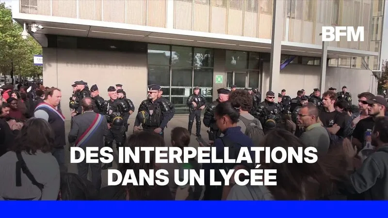 Mobilisation lycéenne: des personnels de Paul-Eluard dénoncent une intervention "violente" de la police dans le lycée de Saint-Denis