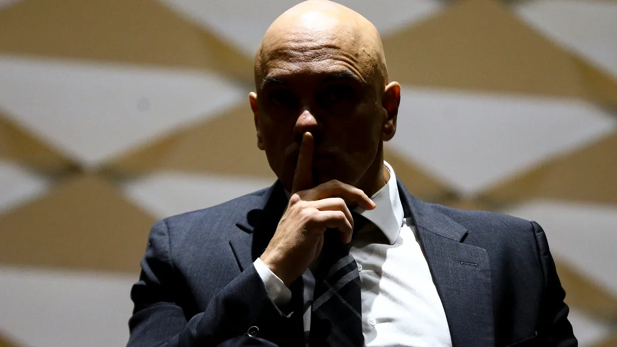 Uma rede de desinformação para Moraes