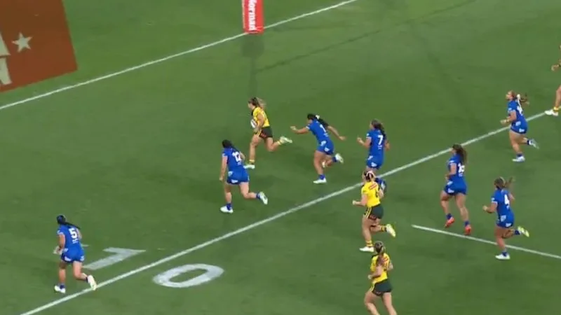 Jillaroos hooker scores solo try