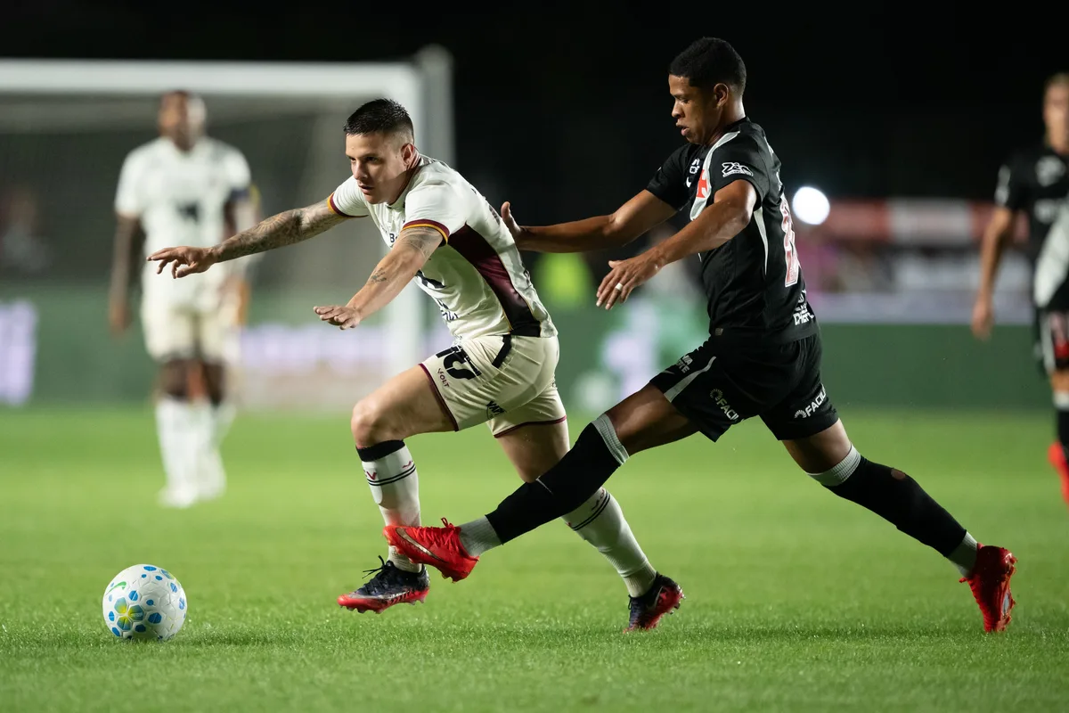 Vasco 1 x 0 Vitória: assista ao gol e aos melhores momentos do jogo