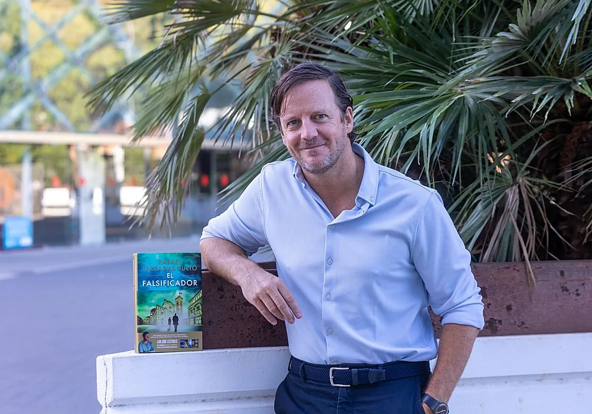 Rafael Tarradas Bultó: «Estoy seguro de que escribiré una novela ambientada en Sevilla, pero tengo que encontrar la historia»