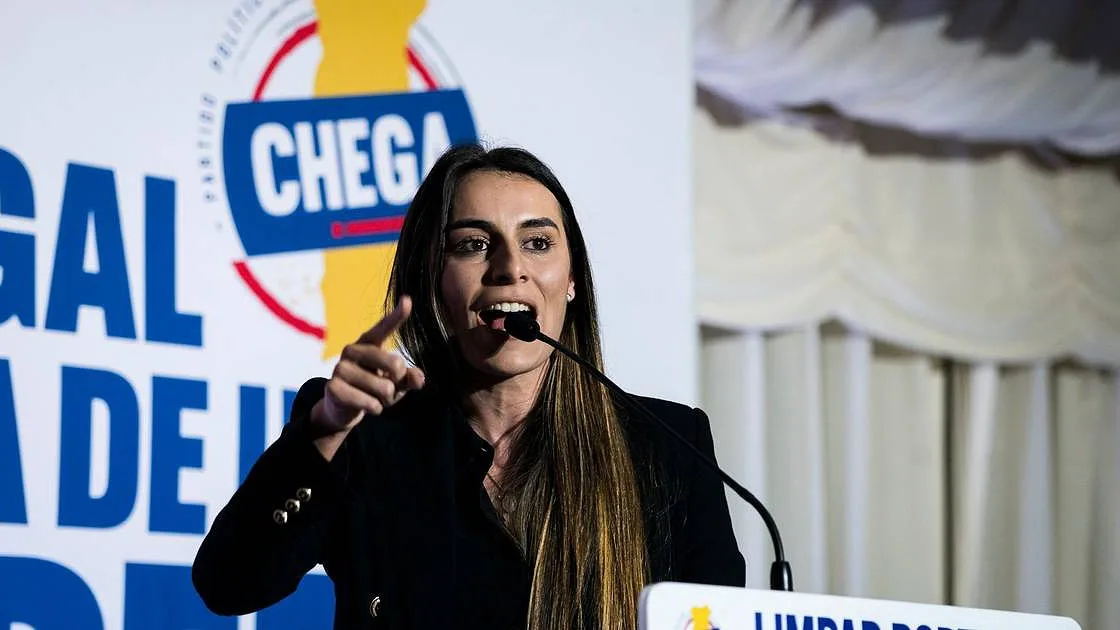 Deputadas do Chega Rita Matias e Madalena Cordeiro invadiram estúdio da Rádio Universidade de Coimbra