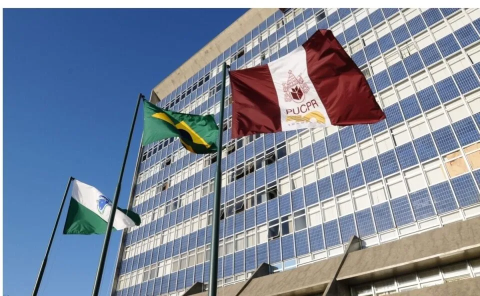 PUCPR abre inscrições para Vestibular 2027; veja cursos e datas