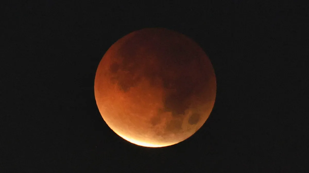 Eclipse lunar de agosto 2026: Horario y donde ver el fenómeno astronómico en España