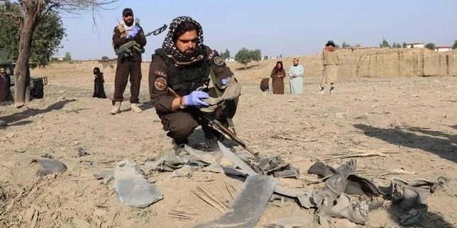 En Afghanistan, des sites militaires bombardés par le Pakistan