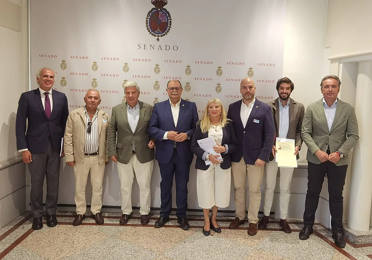 Quintanar de la Orden y la Federación Taurina de Toledo llevan la recuperación de la plaza de toros al Senado