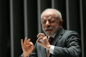 “Não quero que empresas quebrem, mas ninguém tem que morrer trabalhando”, diz Lula