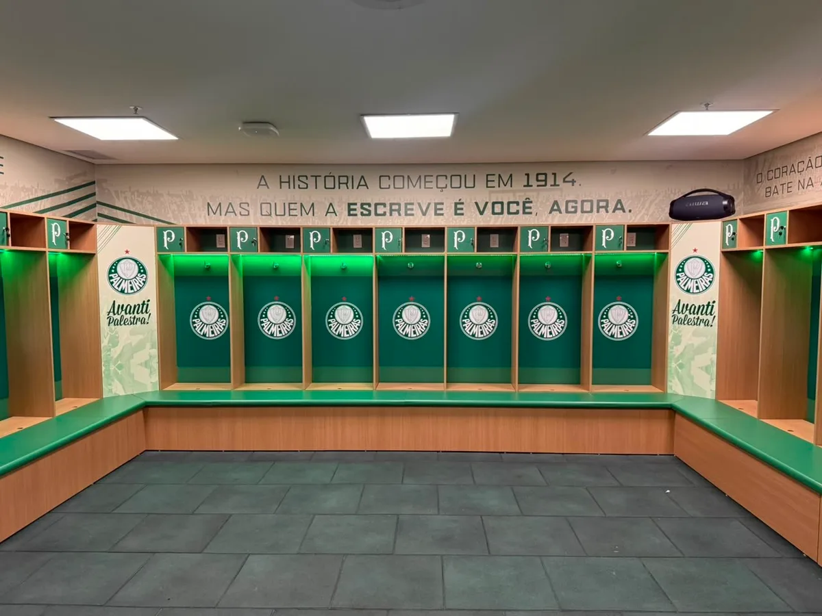 Bastidores: o que mudou e como está o novo vestiário do Palmeiras no Nubank Parque