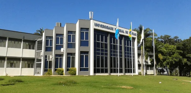 Estudante tem braço amputado por triturador de capim em universidade de MG