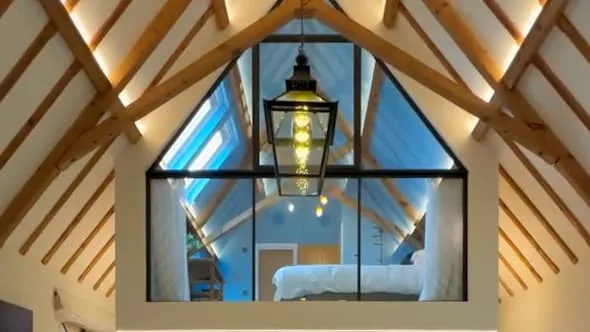 Bei Gott! - Rentner machen Kirche zu Luxus-Wohnung