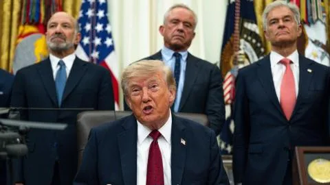 Estados Unidos vuelve a lanzar más ataques contra Irán tras situar su último objetivo en la Isla de Larek