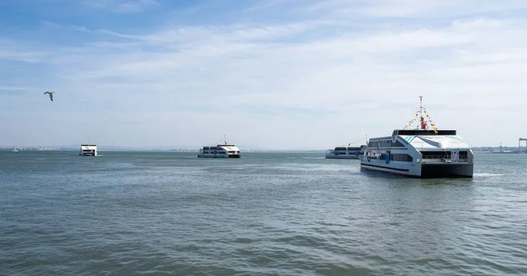 Navios elétricos. Transtejo convida passageiros da Fertagus