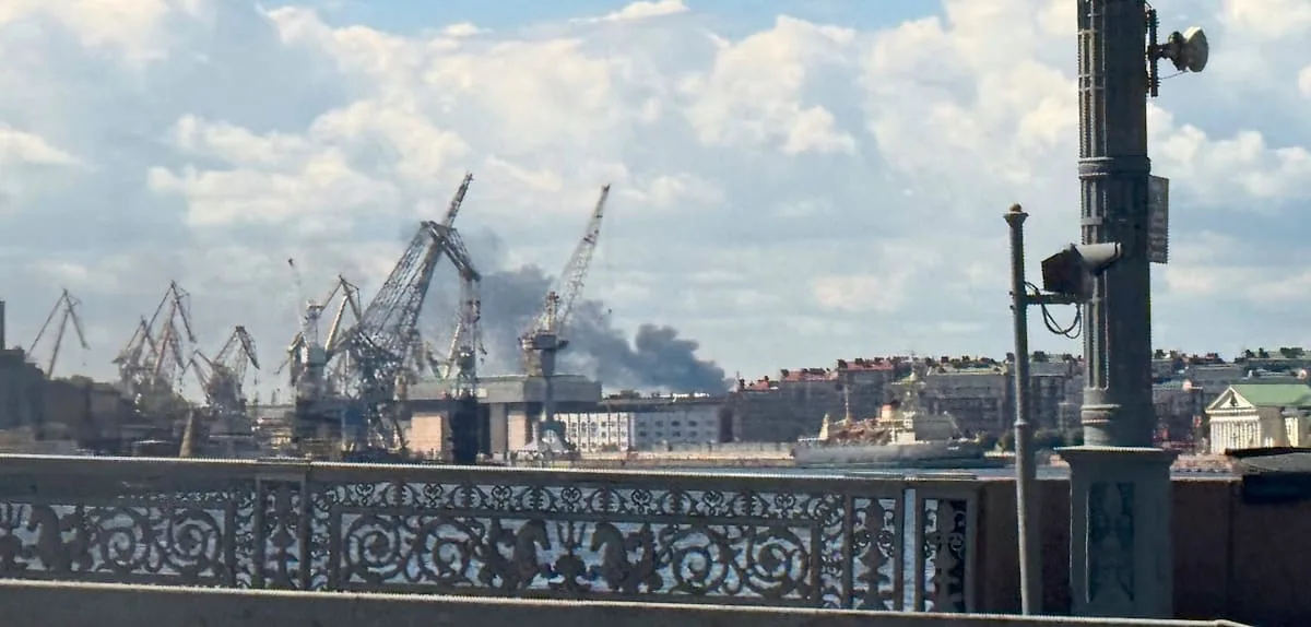 Russische Behörden melden massiven Drohnenangriff auf St. Petersburg