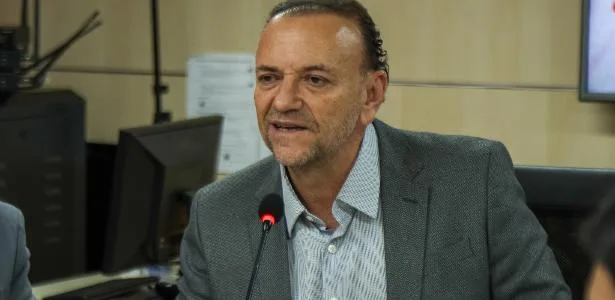 É inegável que crise desgastou a nossa campanha, diz presidente do PT