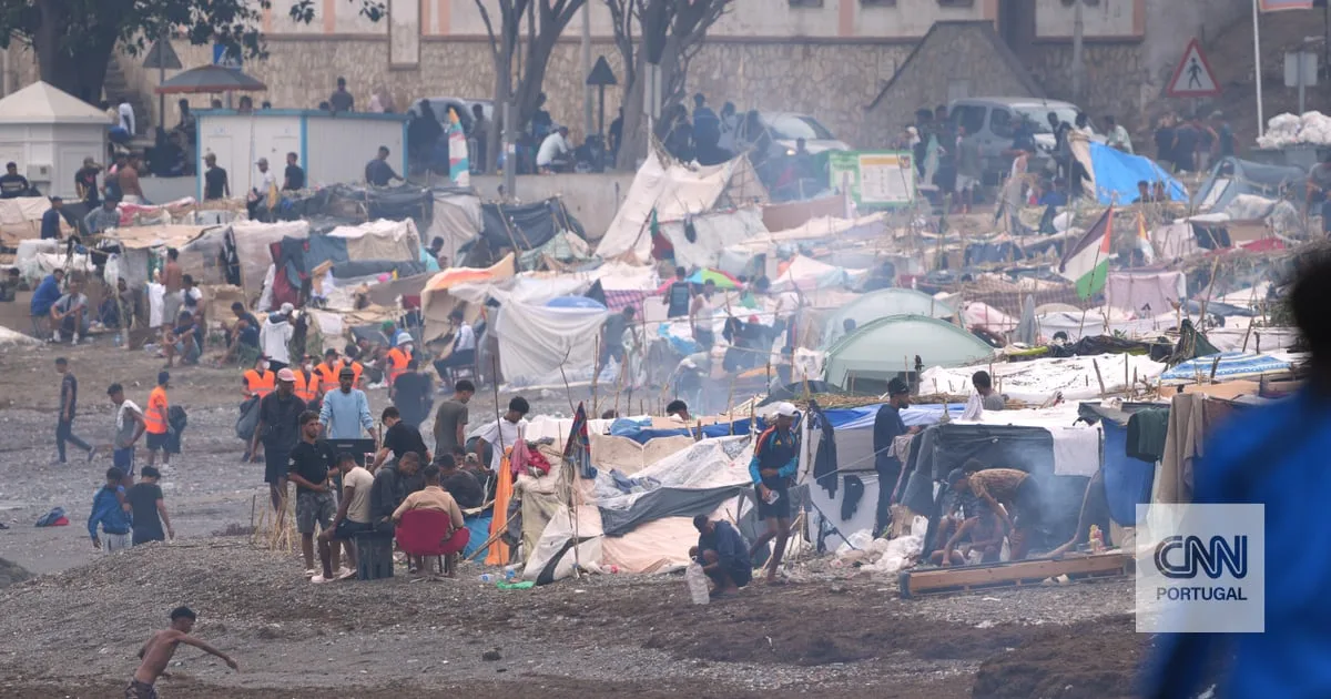 Três migrantes detidos, dois guardas civis agredidos e um militar ferido em Ceuta nas últimas 24 horas