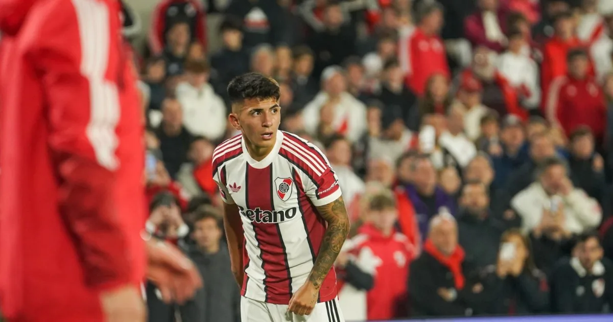 Martínez Quarta de 4 y Thiago Almada suplente, las sorpresas de Coudet para la Sudamericana
