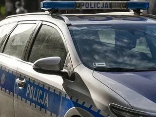 Il prévoyait un attentat contre une mosquée : un adolescent fasciné par le nazisme arrêté en Pologne
