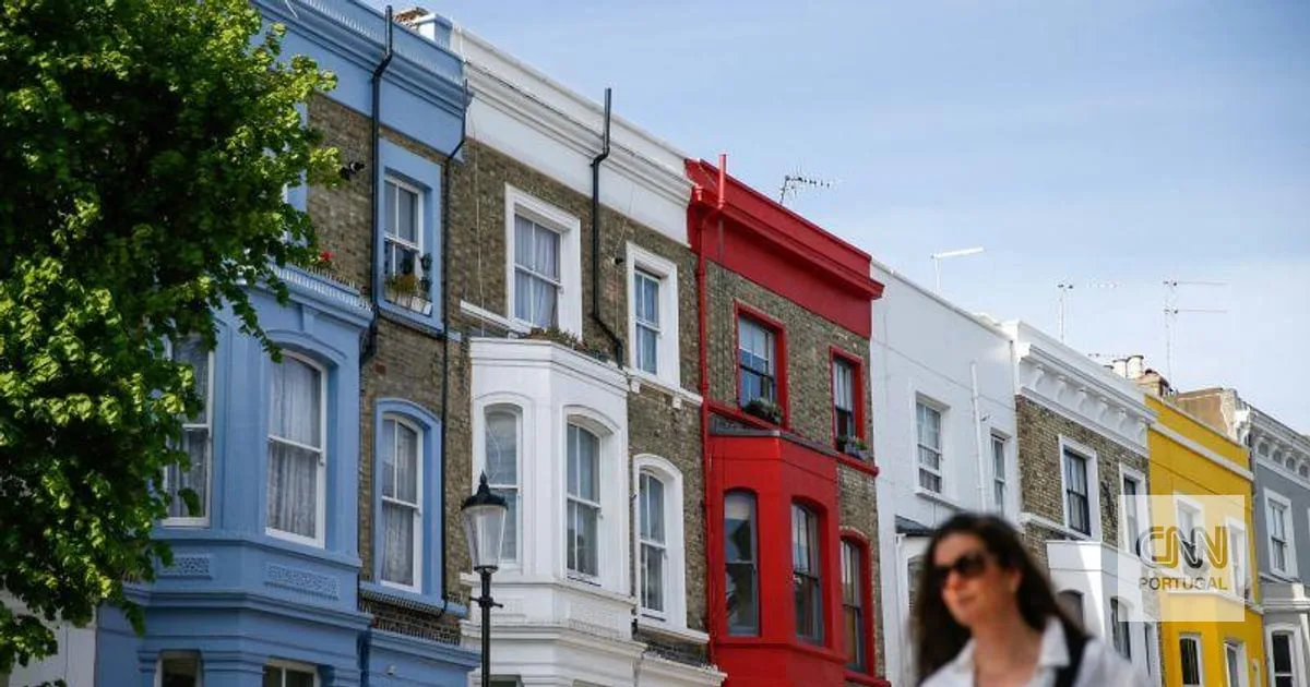 Edifícios estão a afundar-se e a rachar numa das maiores cidades da Europa