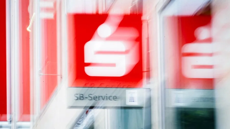 Vorfall bei Sparkasse: Diese Rechte haben Sie, wenn die Bank Ihr Konto löscht