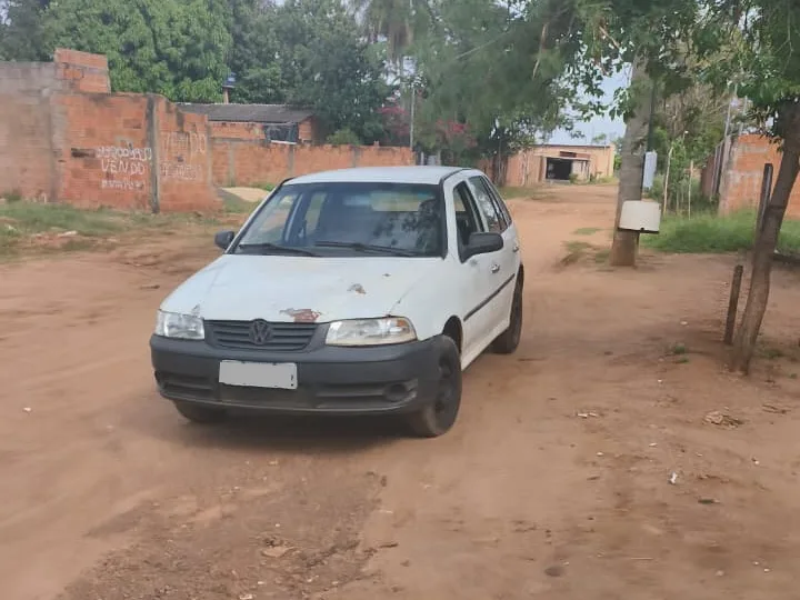 Gol de entregador feito refém é encontrado danificado e sem mercadorias