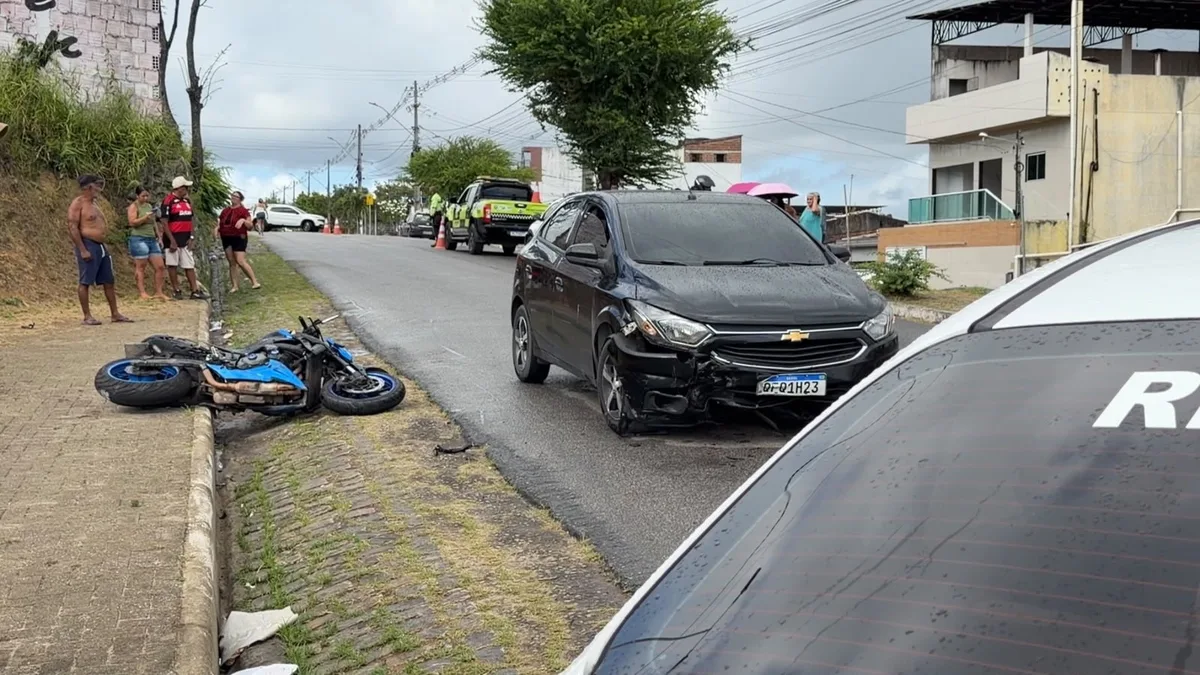Motociclista morre após bater em carro e ser atingido por outro em Santa Rita, PB