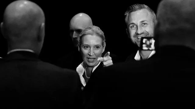 Machtübernahme der AfD: Was passiert, wenn die AfD im Bund stärkste Kraft wird?