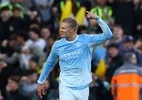 Haaland supera 60 gols na Champions 20 jogos antes de Messi