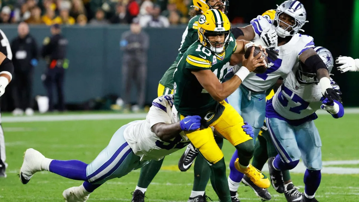 Jordan Love leads Packers over Cowboys with two touchdowns