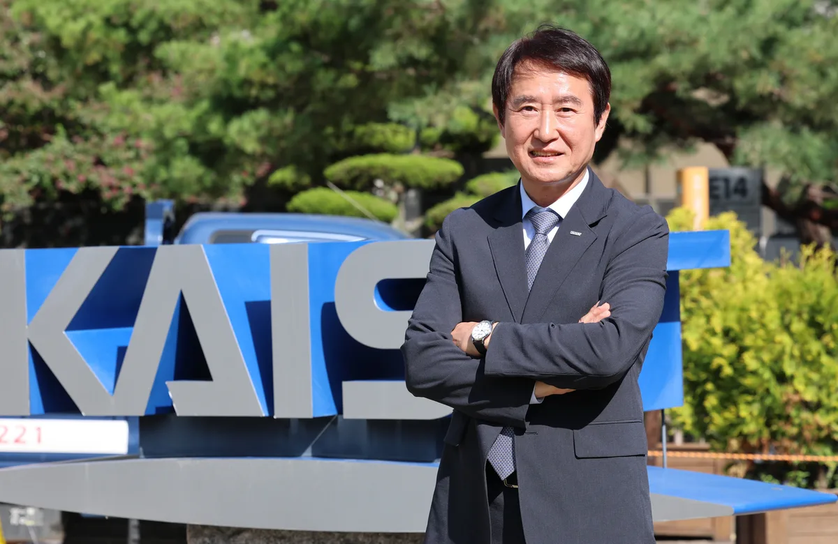 배충식 KAIST 총장 “AI 못 쓰는 수업 내년 시작…논문 없이 박사 받는 제도도 추진”