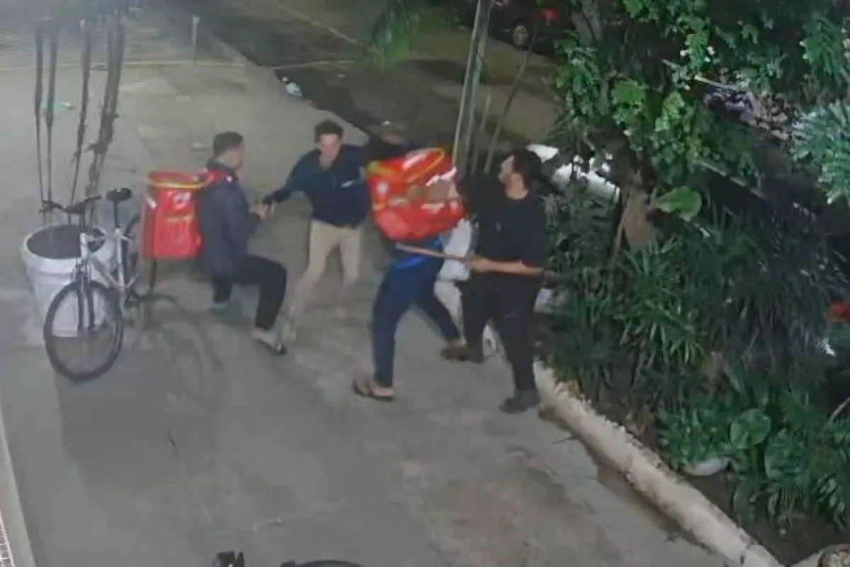 Polícia indicia 13 por assassinato de ciclista