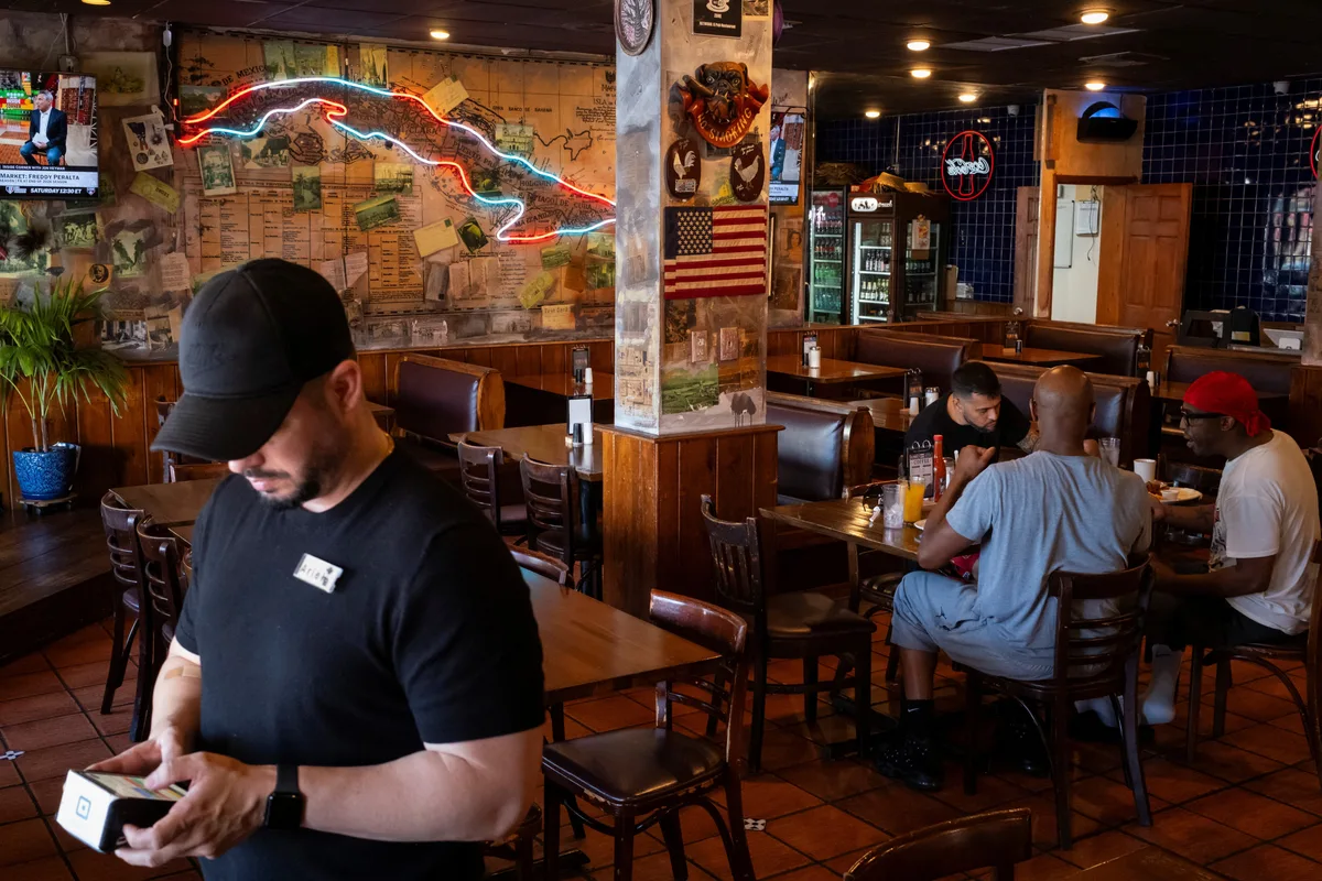California es el estado donde menos propina se deja en restaurantes