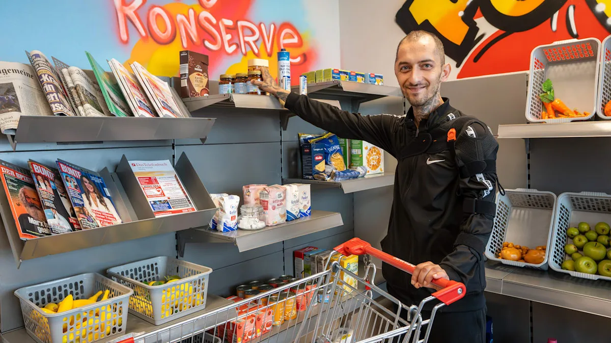 BILD im Schlaganfall-Supermarkt - Bei diesem Discounter ist Einkaufen Therapie