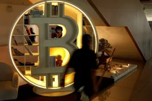 Bitcoin hoje: cripto opera quase estável em sessão de CPI dos EUA dentro do esperado