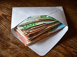 Zinsen für Festgeld steigen: Spareinlagen über EZB-Leitzins, aber meist unterhalb der Inflation