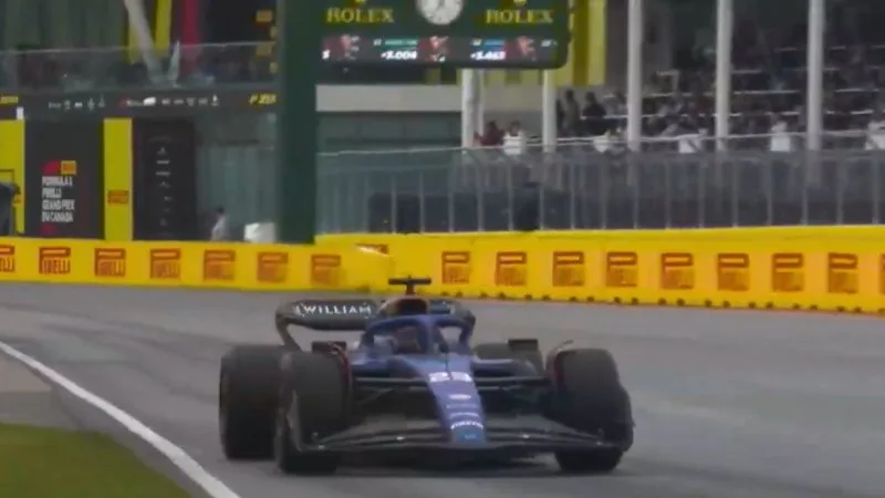 Albon commits to Williams