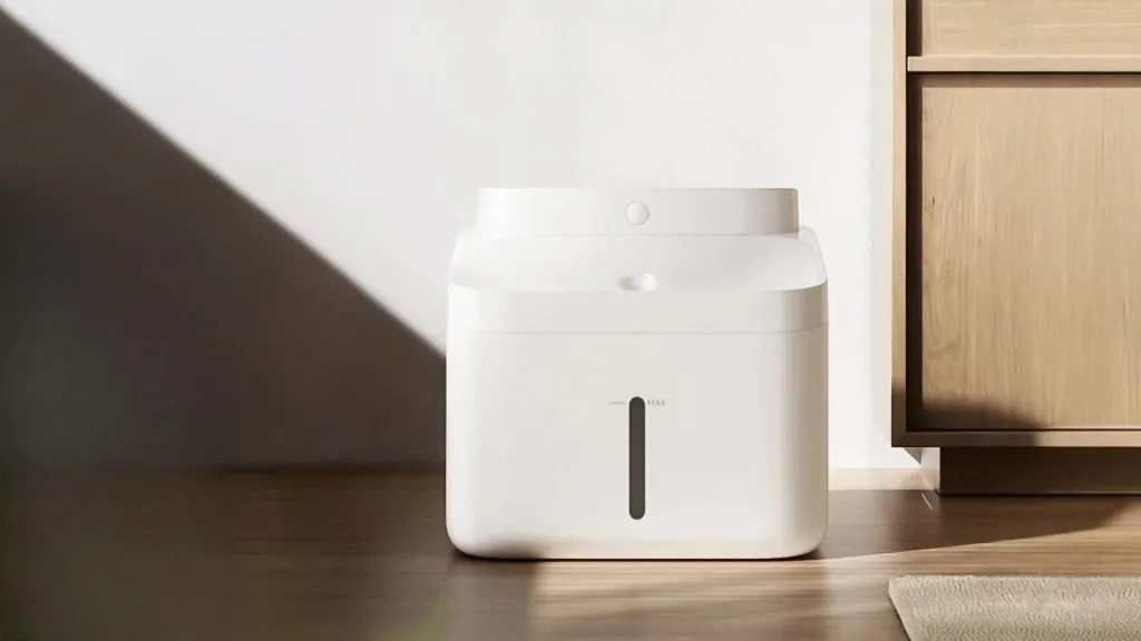 Xiaomi pone a la venta un bebedero inteligente para mascotas por menos de 30 euros: es inalámbrico y mata todo tipo de bacterias
