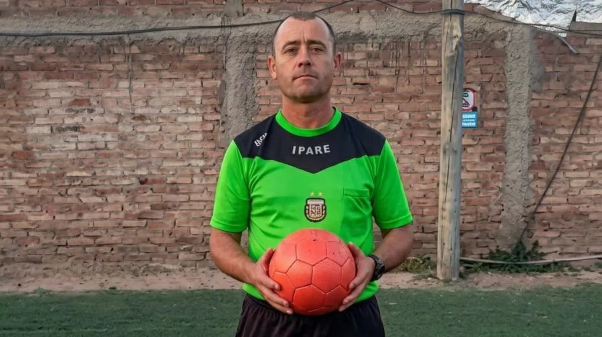 Quién era el árbitro de fútbol que murió en un choque frontal en la ruta 60