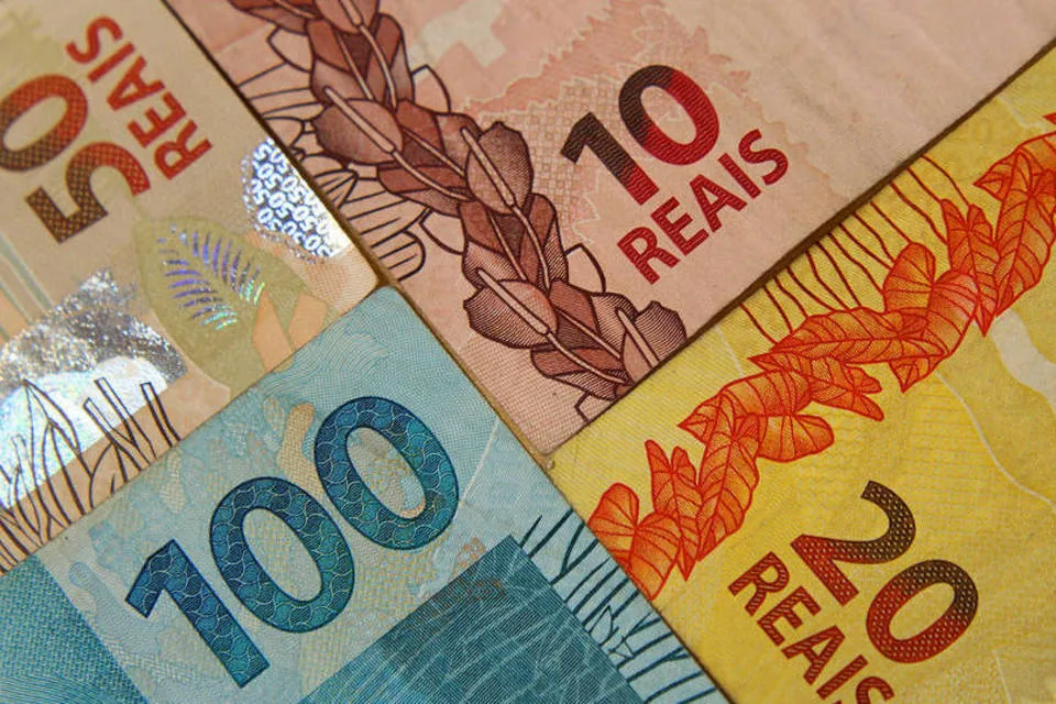 Agiota transforma dívida de R$ 30 mil em cobrança de R$ 1,3 milhão em um ano