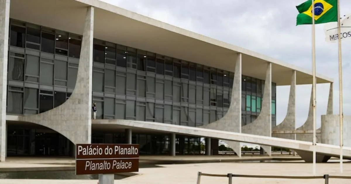 Debate de Band e 'Estadão' com candidatos a presidente começa em qual horário?