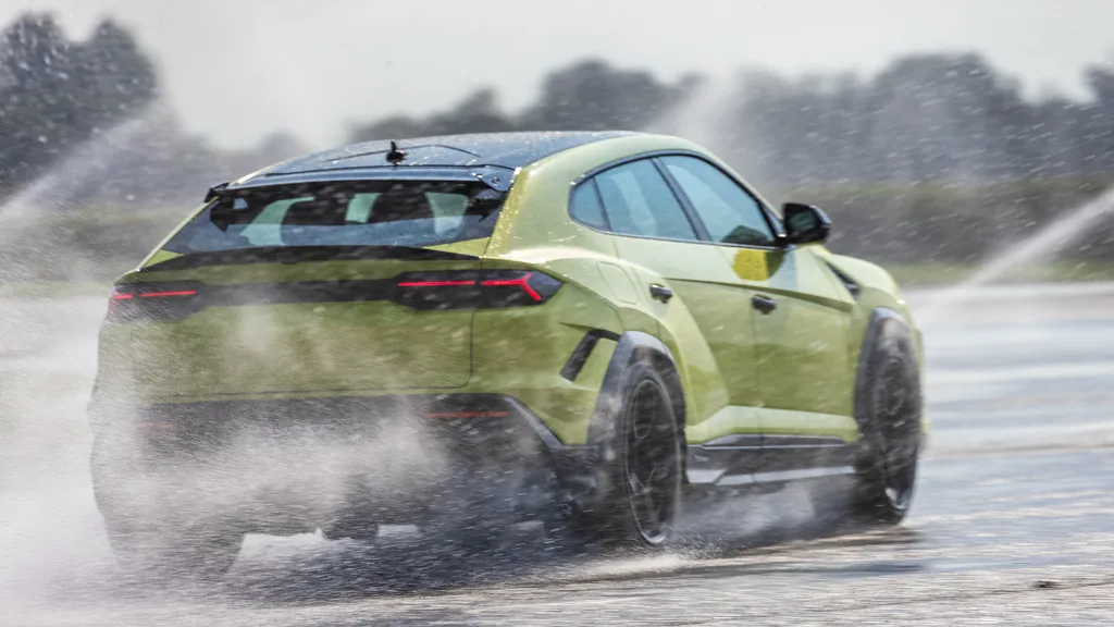 2027 Lamborghini Urus SE Performante review: Track test